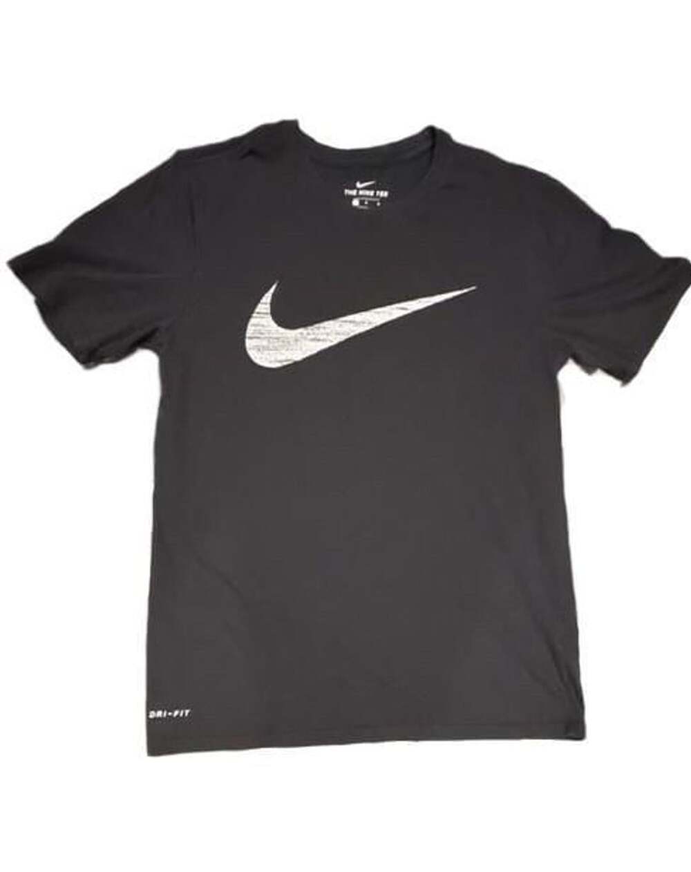 Nike The Nike Tee Dri-FIT Athletic Cut Size M Black Short Sleeve T-Shirt